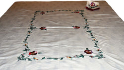 Multicoloured Embroidered Table Cloth Set